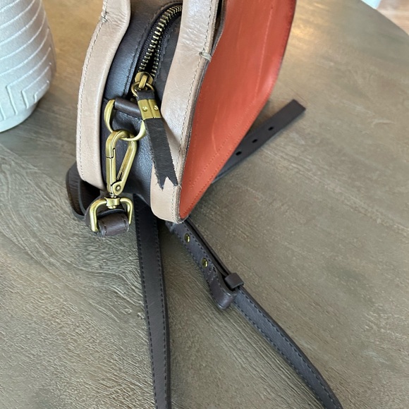 Madewell The Sydney Zip-Top Crossbody Bag in Colorblock - Picture 7 of 11